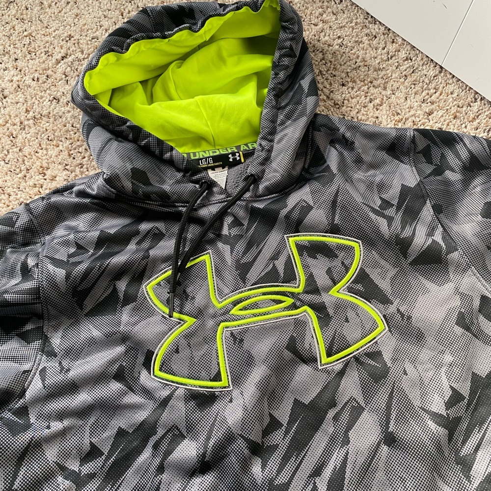 Mens Under Armour Hoodie (L)